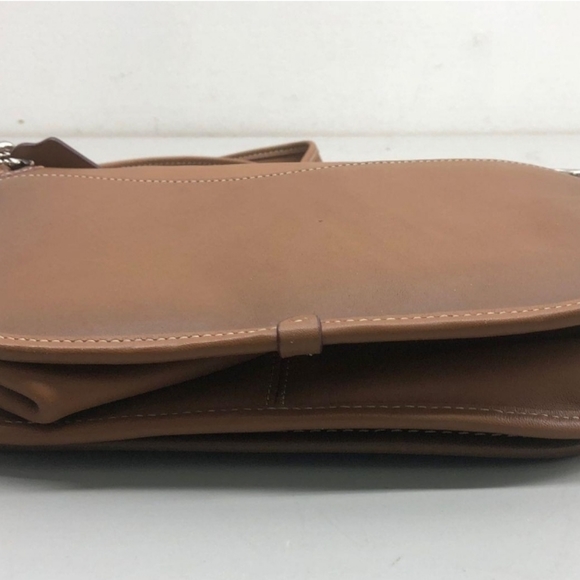 COACH PATRICIA SADDLE BAG 23 IN GLOVE CALF LEATHER WITH BUTTERFLY STUD - Picture 6 of 7